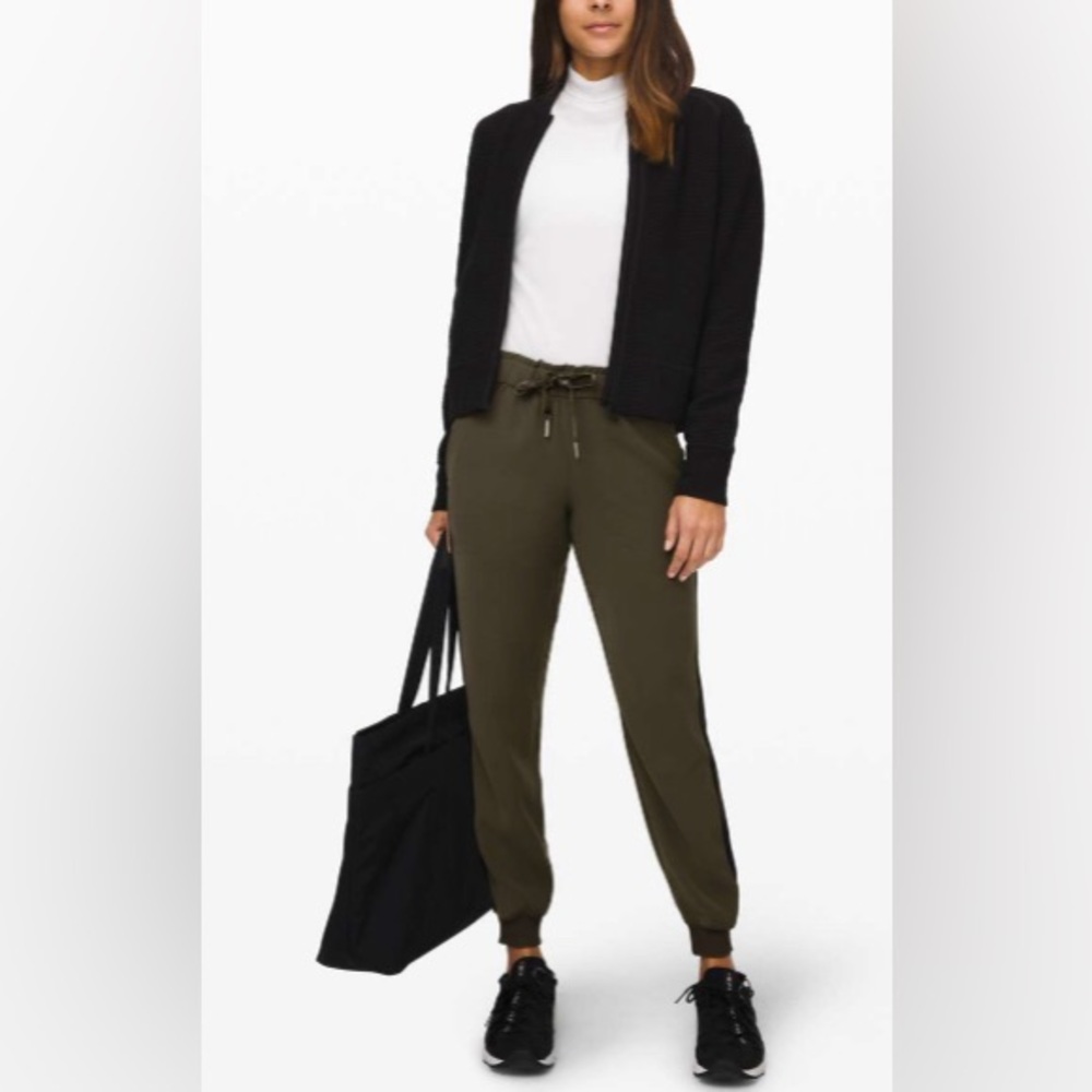 Lululemon On the Fly Jogger *Velvet Trim